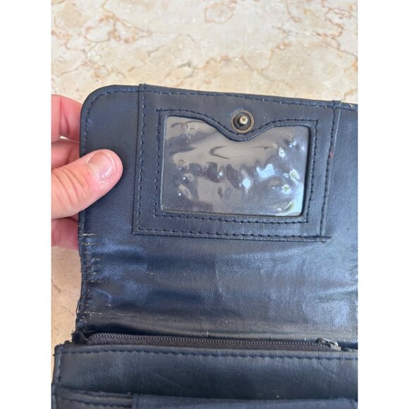 Leather Bi-Fold Wallet With Snap Closure & ID Window - Picture 5 of 10